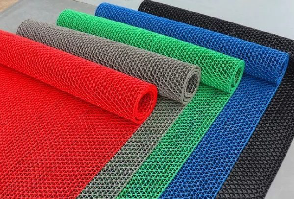 THẢM NHỰA RỐI KHỔ 1.2X18M HÀNG TRONG NƯỚC